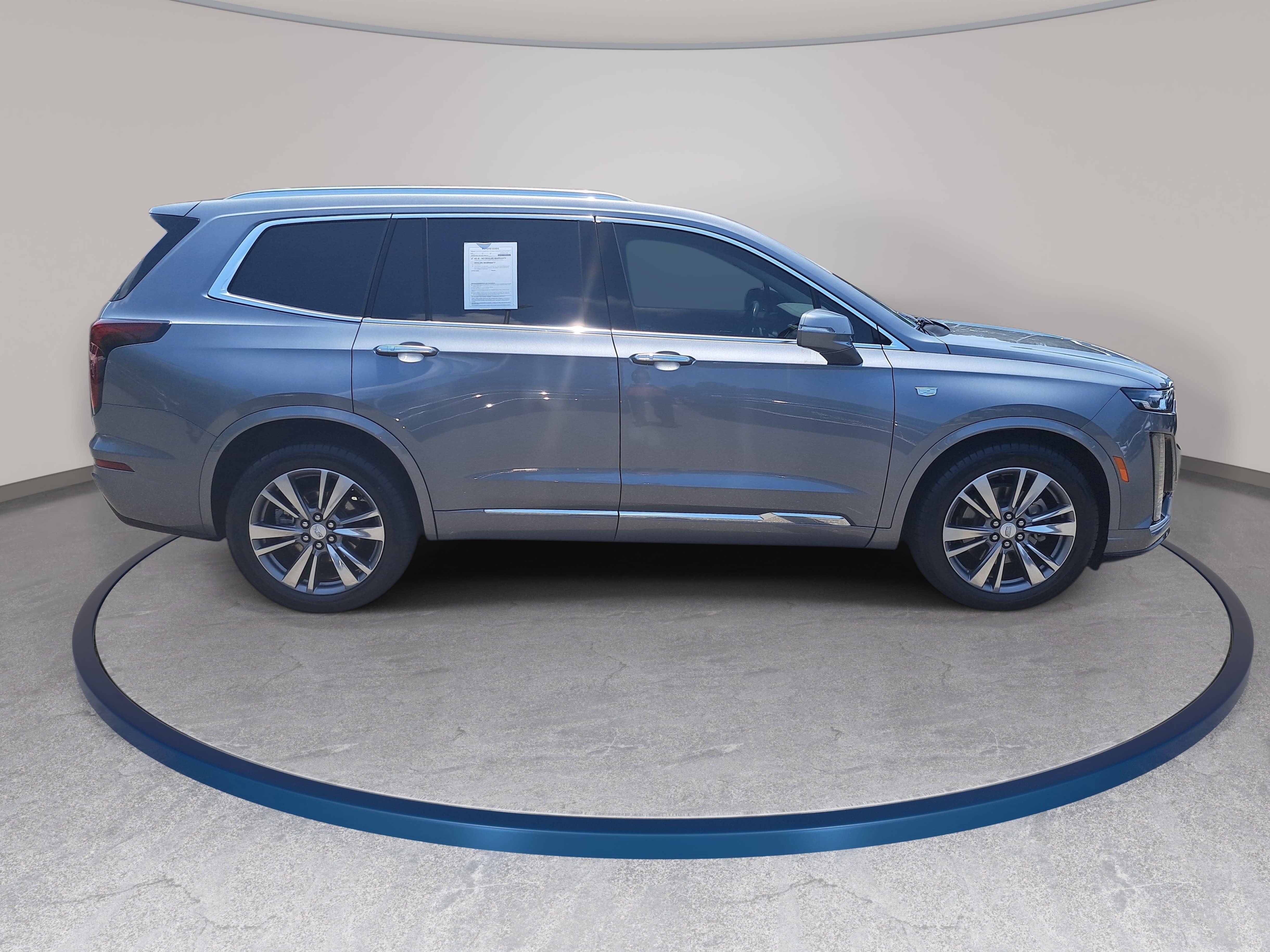 Used 2020 Cadillac XT6 Premium Luxury FWD image 4