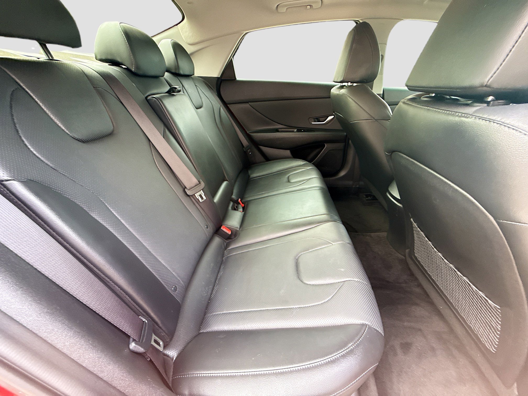 Used 2023 Hyundai Elantra Limited image 27