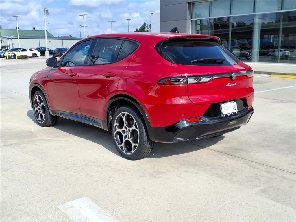 New 2025 Alfa Romeo Tonale Veloce w/ Premium Package AWD/4WD image 9