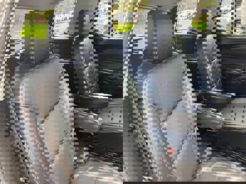 Used 2019 Chevrolet Traverse LT image 37