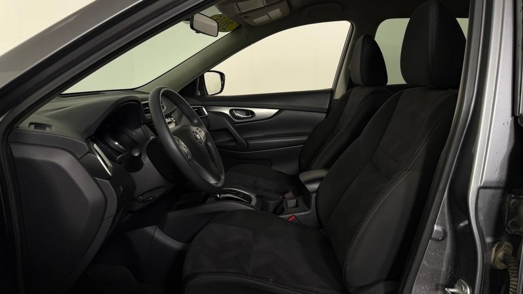 Used 2015 Nissan Rogue SV AWD/4WD image 14