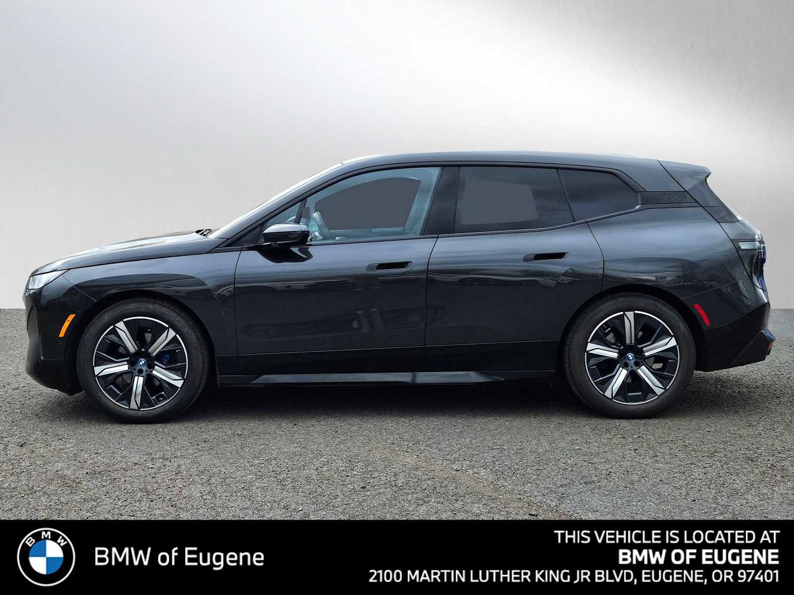 Used 2025 BMW iX M60 image 6