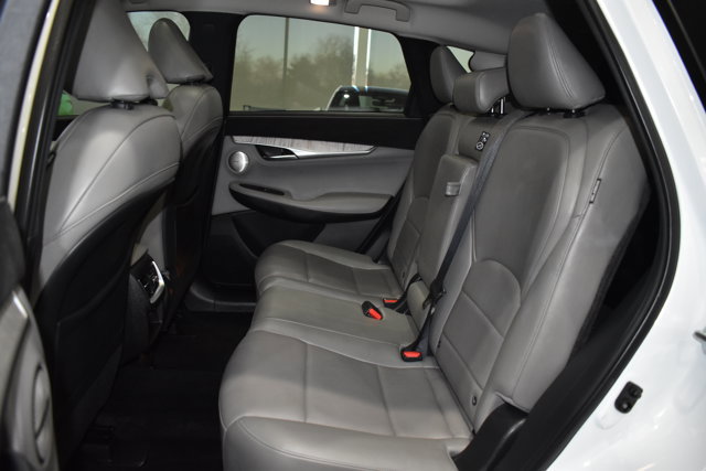 Used 2023 INFINITI QX50 Sensory image 31