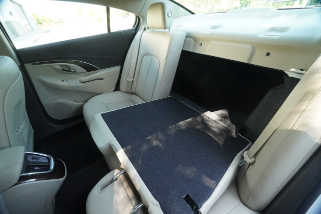 Used 2014 Buick LaCrosse Leather FWD image 25