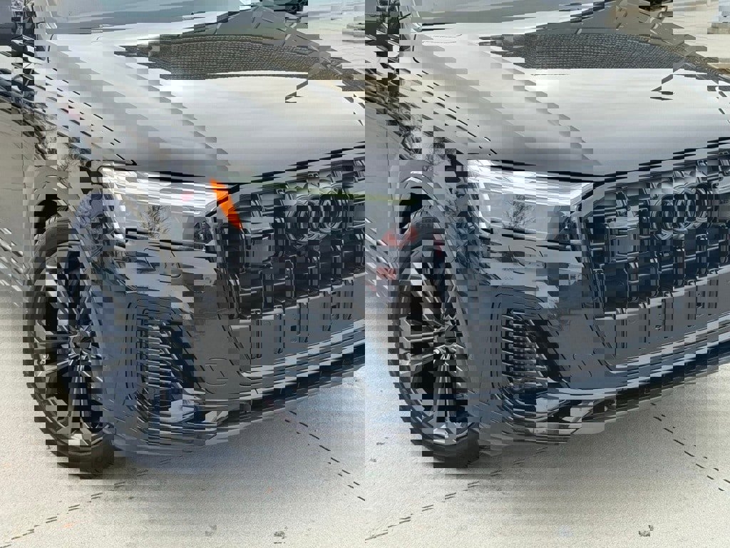 New 2026 Audi Q7 3.0T Premium Plus image 6