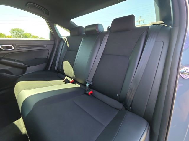 Used 2023 Honda Civic Sport image 29