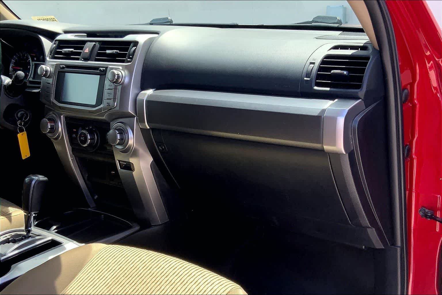 Used 2014 Toyota 4Runner SR5 RWD image 23