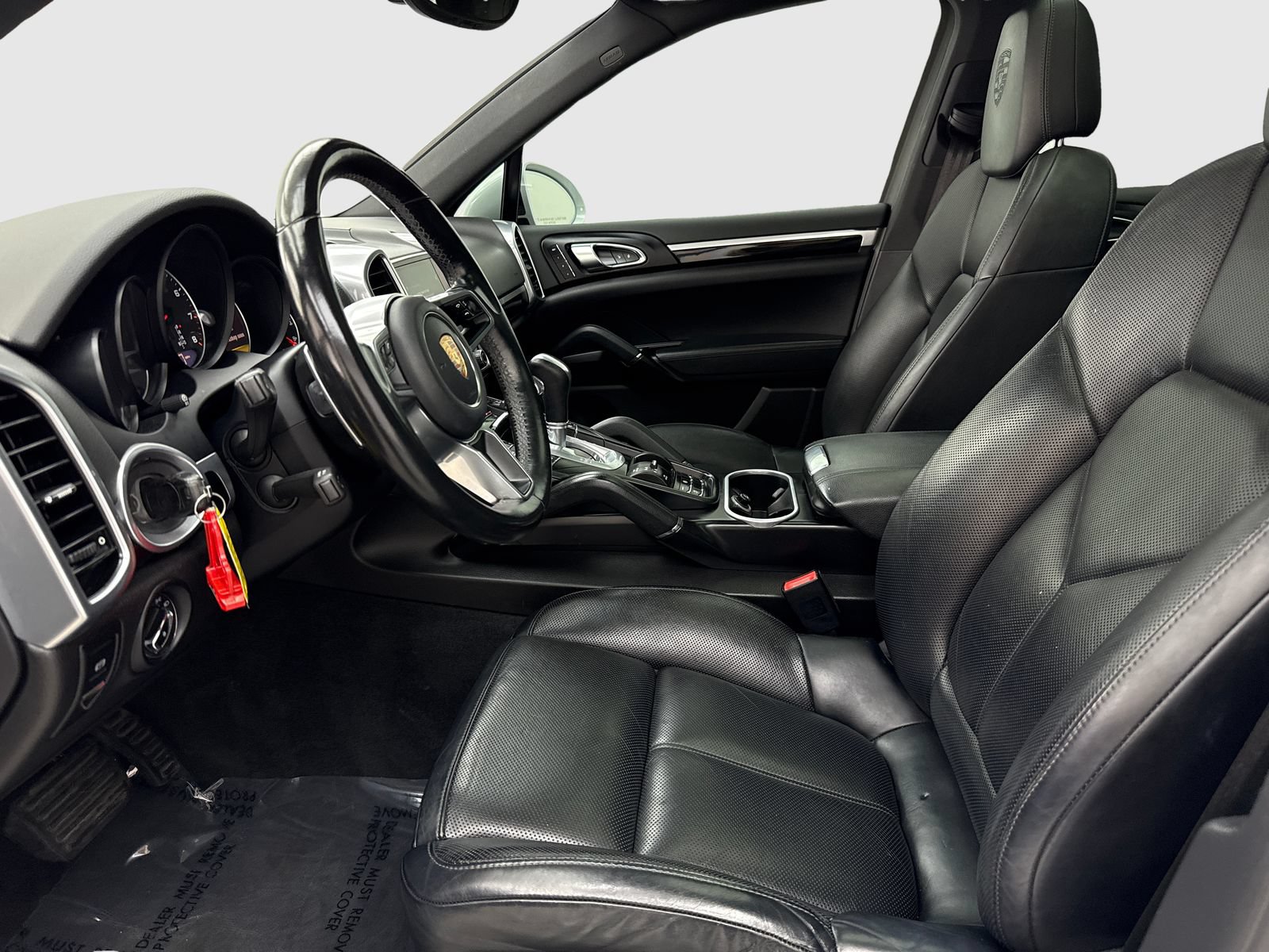 Used 2018 Porsche Cayenne Platinum Edition AWD/4WD image 17
