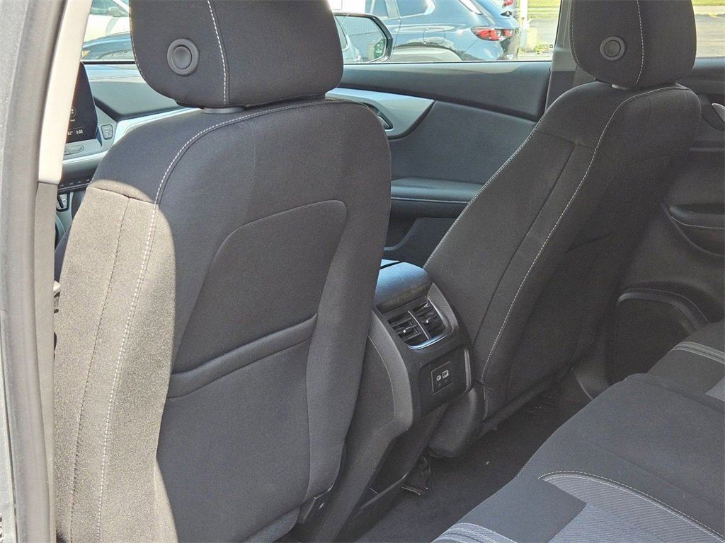 Used 2025 Chevrolet Blazer LT w/ Driver Confidence Package image 23