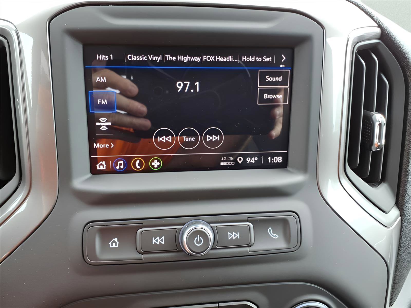 New 2026 Chevrolet Silverado 1500 Custom w/ LPO, Dark Essentials Package AWD/4WD image 20