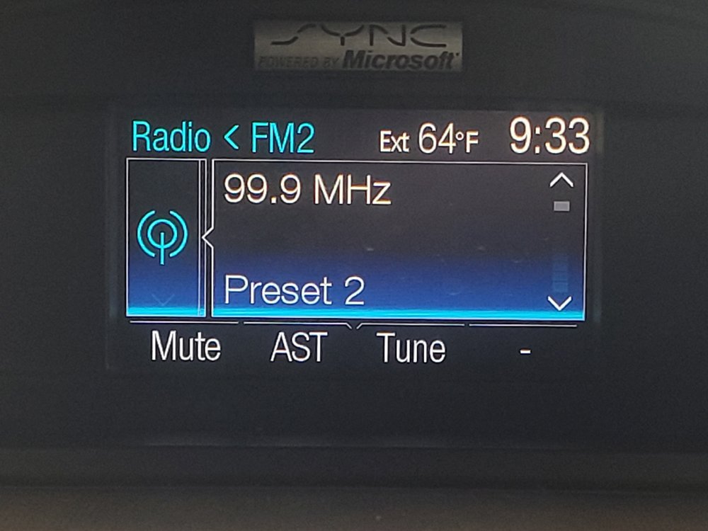 Used 2013 Ford C-MAX SE FWD image 25