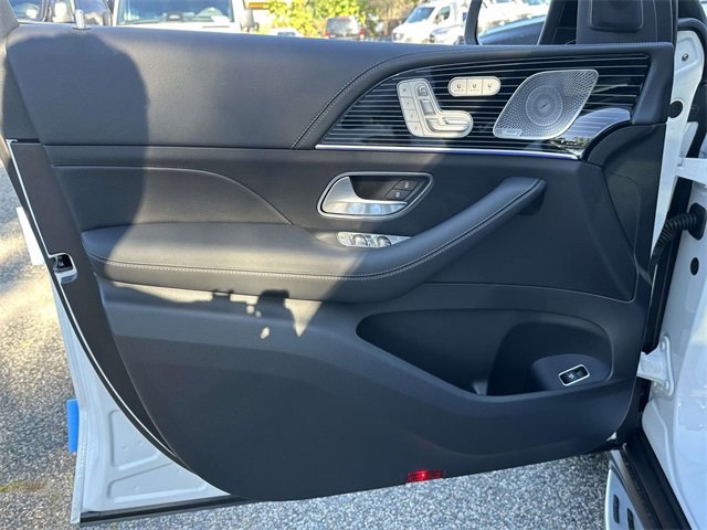 New 2026 Mercedes-Benz GLS 450 4MATIC image 17