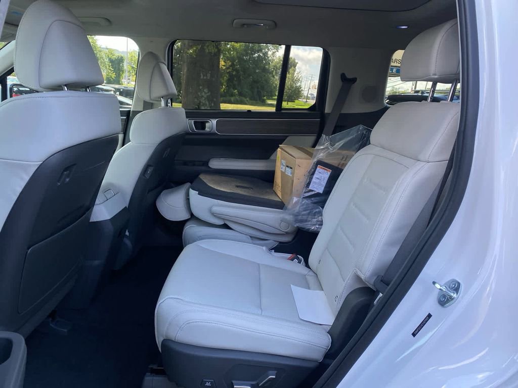 New 2026 Hyundai Santa Fe Calligraphy image 12