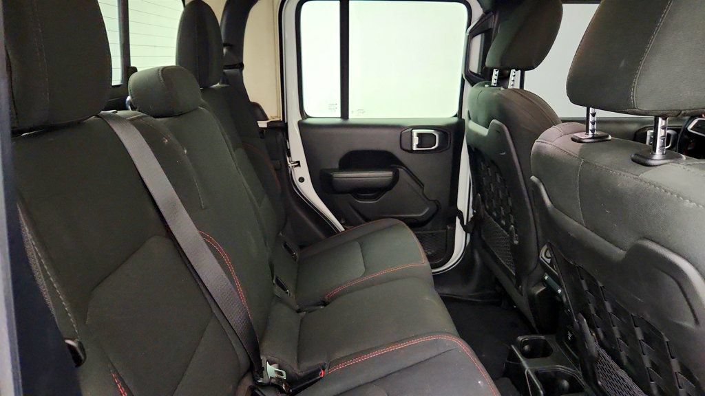 Used 2022 Jeep Gladiator Rubicon w/ Cold Weather Group AWD/4WD image 22