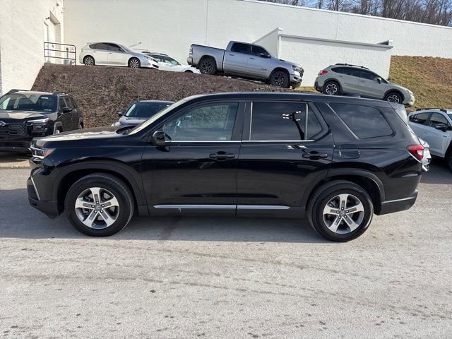 Used 2023 Honda Pilot EX-L image 2