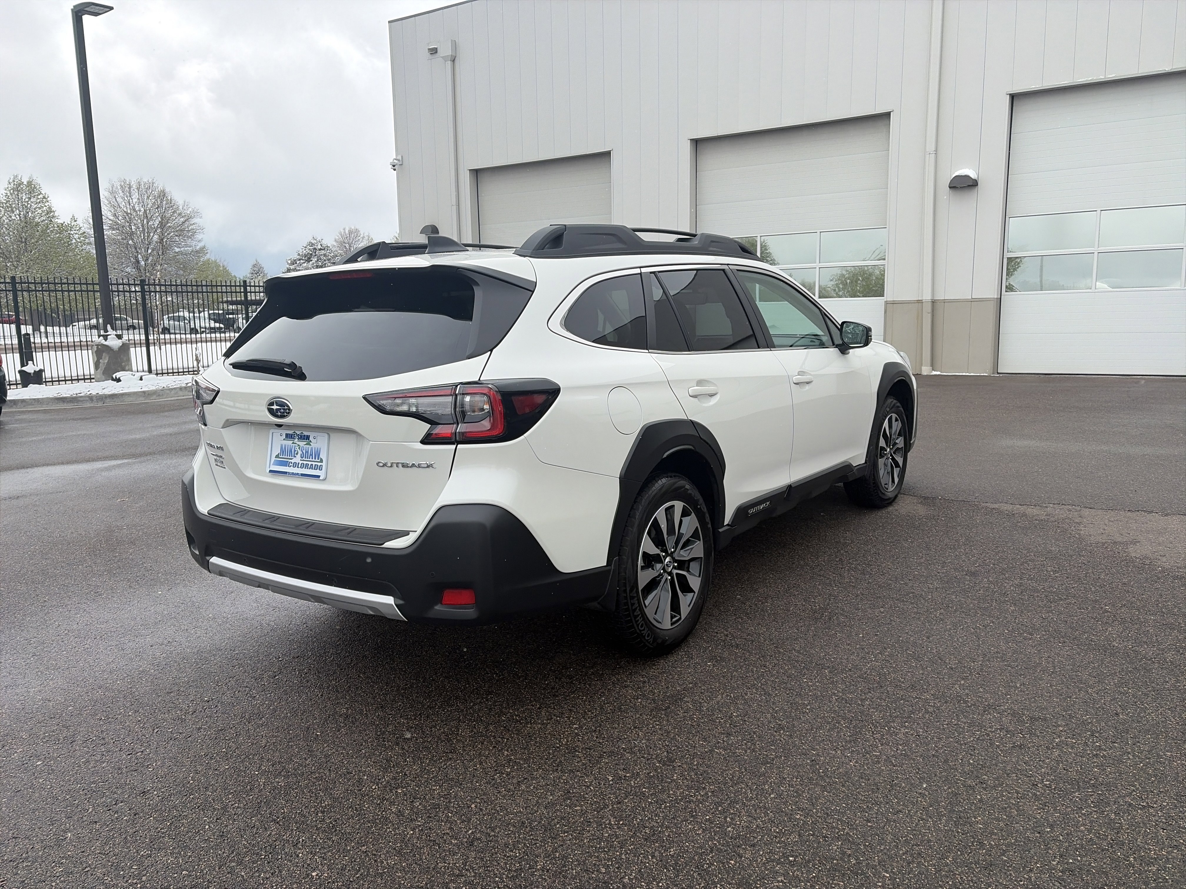 Certified 2025 Subaru Outback Limited w/ Popular Package #2 image 5