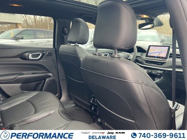 Used 2024 Jeep Compass Limited w/ High Altitude Package image 27