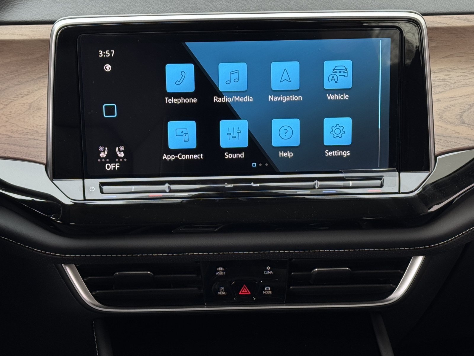 New 2026 Volkswagen Atlas SE FWD image 16