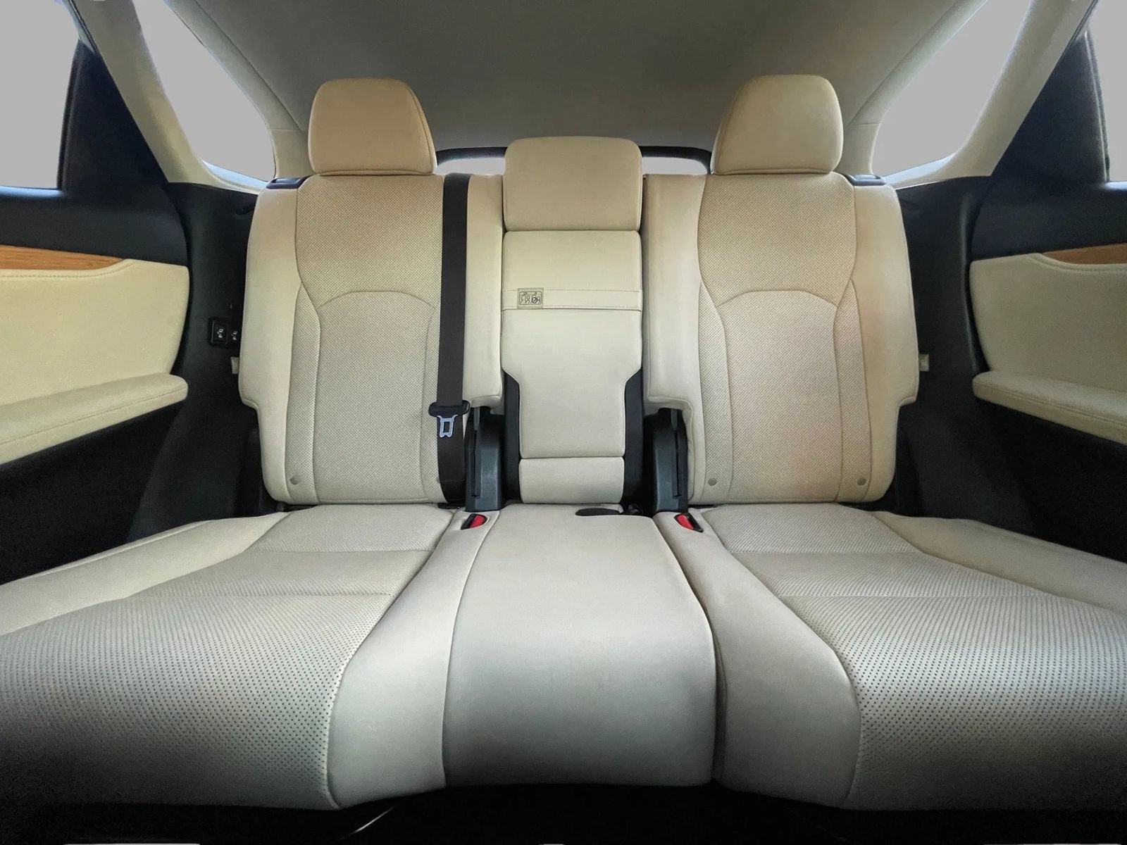 Used 2021 Lexus RX 350L FWD w/ Premium Package image 26