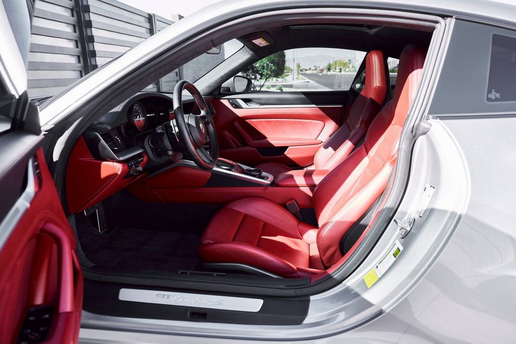 Used 2021 Porsche 911 Turbo S image 28