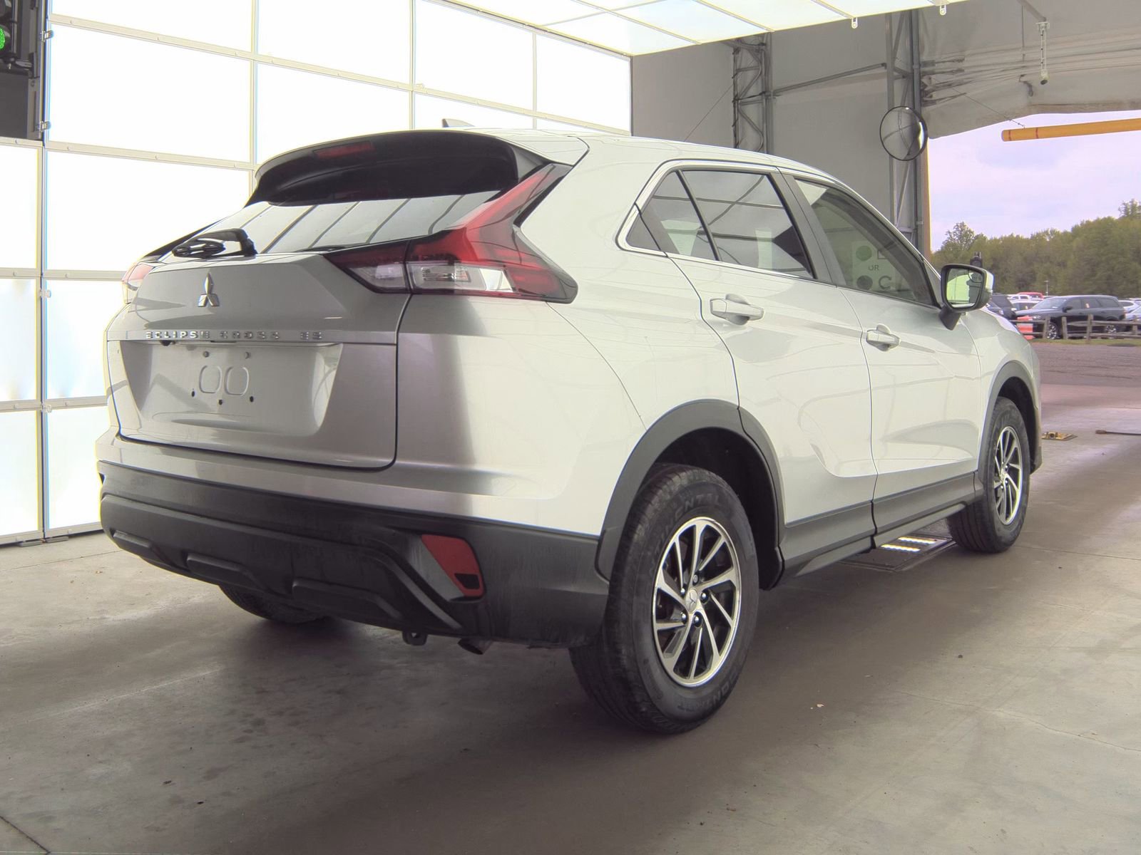 Used 2022 Mitsubishi Eclipse Cross ES AWD/4WD image 4