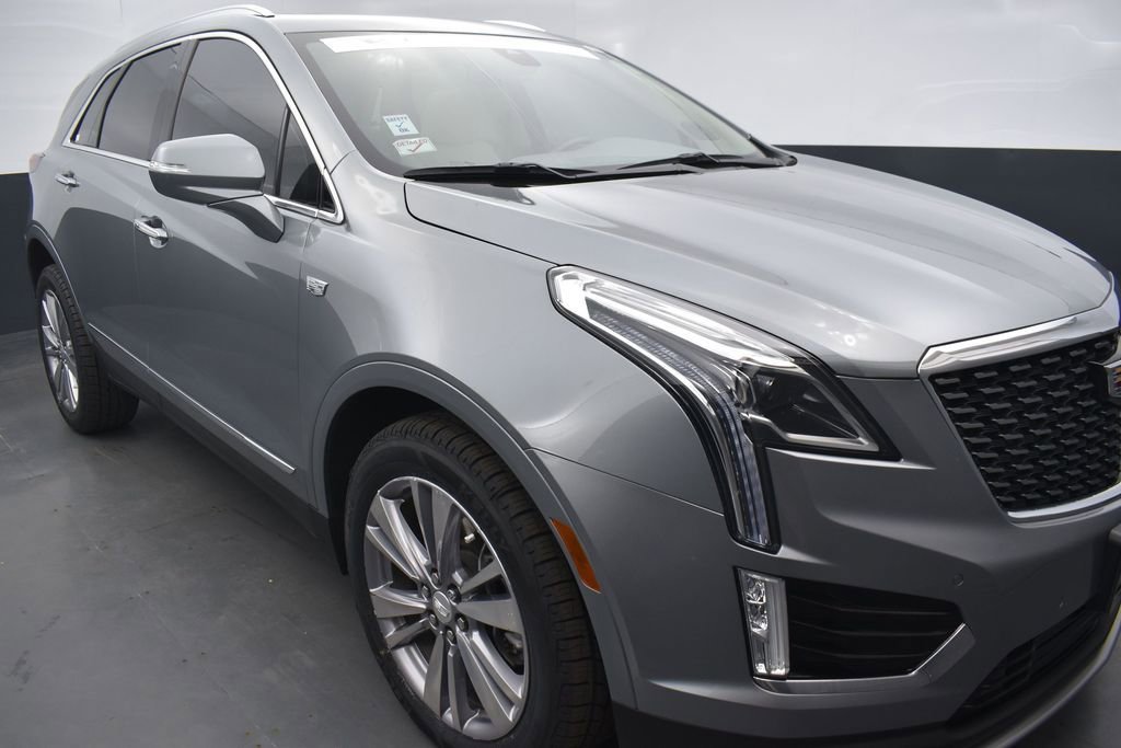 Used 2024 Cadillac XT5 Premium Luxury w/ LPO, Floor Liner Package AWD/4WD image 33