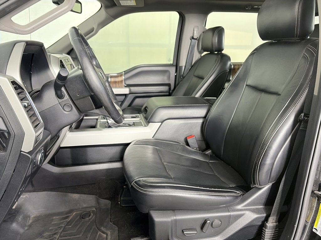 Used 2019 Ford F150 Lariat w/ Equipment Group 502A Luxury image 11