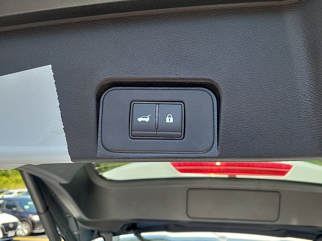 New 2026 Nissan Rogue SV image 17