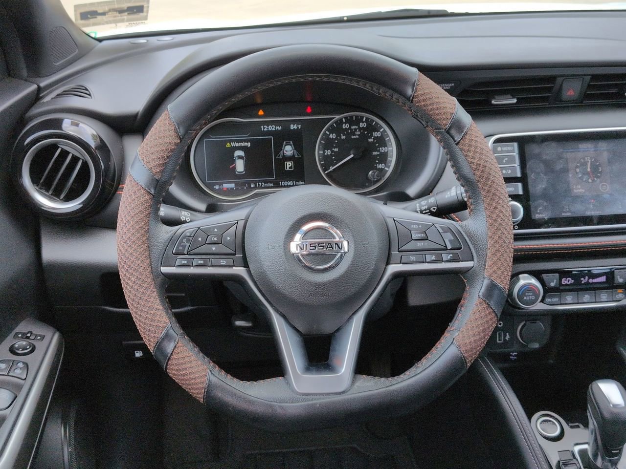 Used 2020 Nissan Kicks SR w/ SR Premium Package FWD image 11