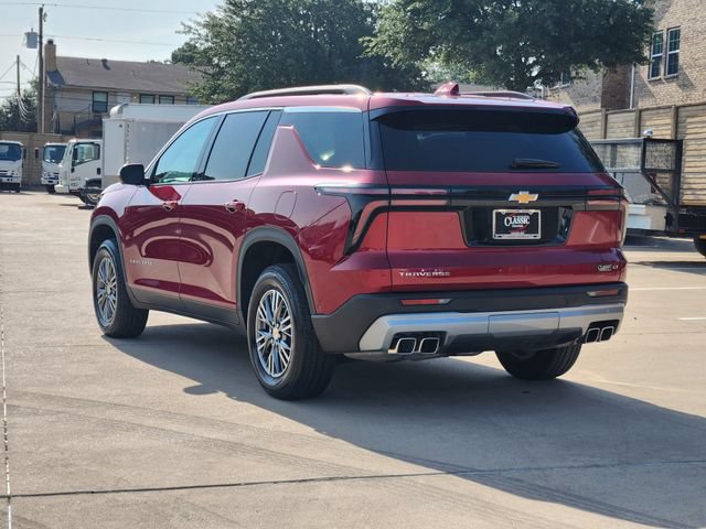 Used 2024 Chevrolet Traverse LT w/ Enhanced Driving Package FWD video 3