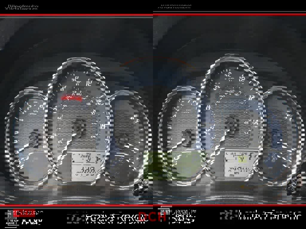 Used 2014 Toyota Corolla LE image 10