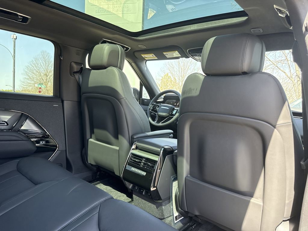 New 2025 Land Rover Range Rover Sport Dynamic SE image 15