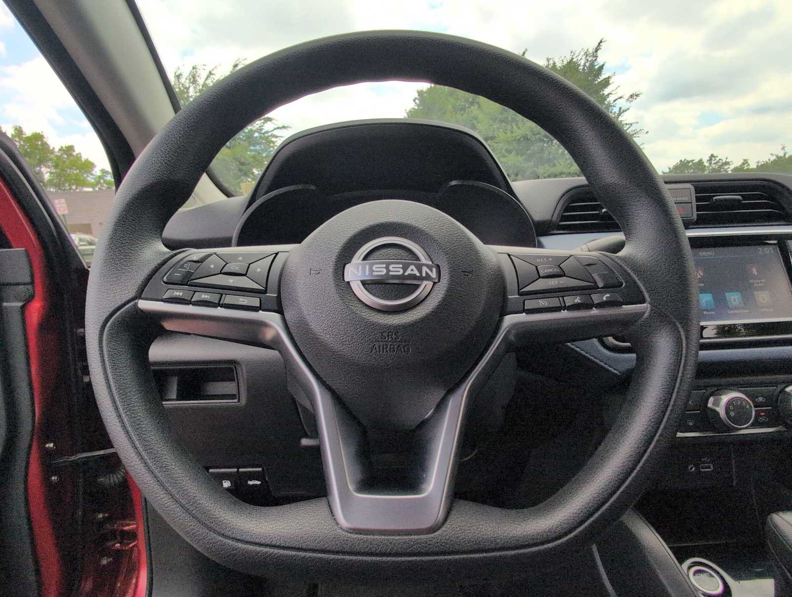 Used 2025 Nissan Versa SV FWD image 20