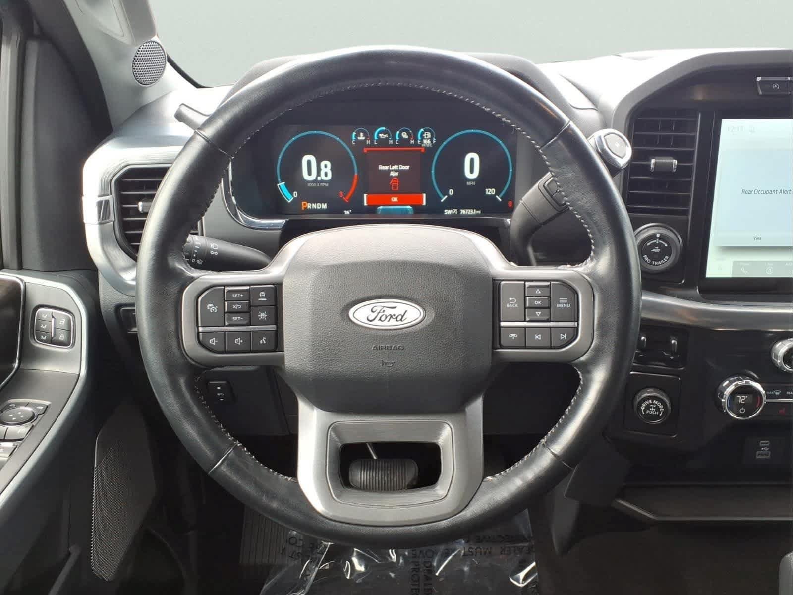 Used 2021 Ford F150 Lariat w/ Max Trailer Tow Package RWD image 18