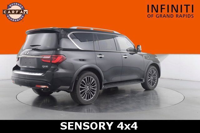 Used 2022 INFINITI QX80 Sensory image 7