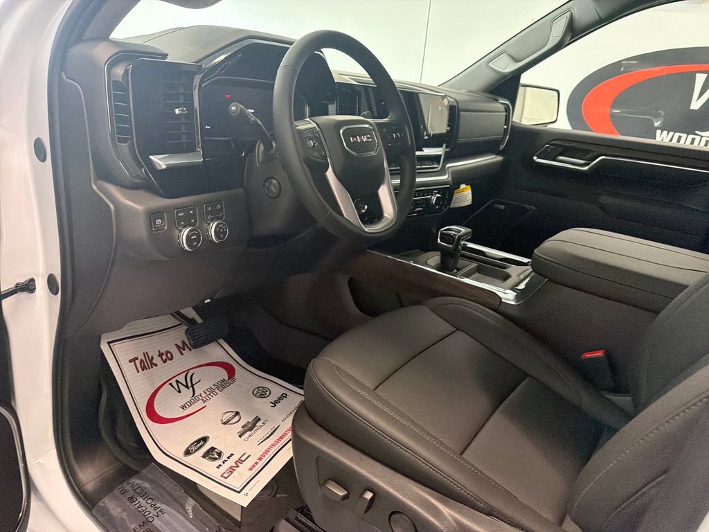 New 2026 GMC Sierra 1500 SLT w/ SLT Premium Plus Package AWD/4WD image 11
