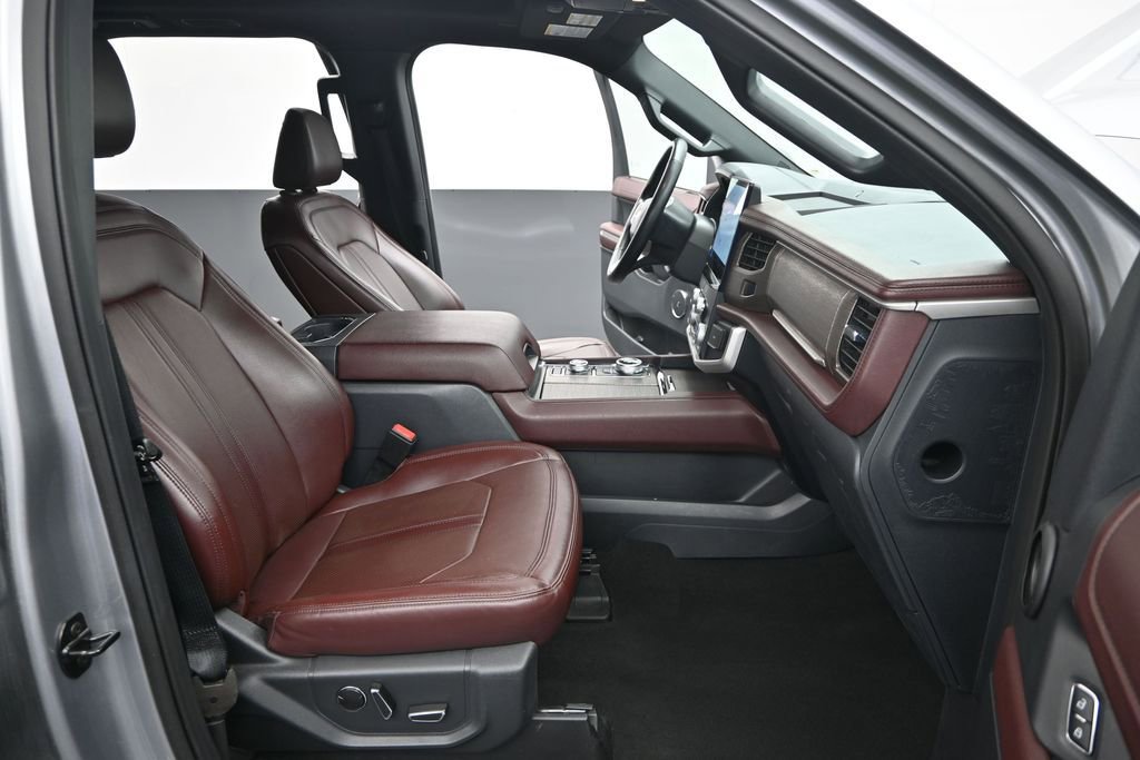 Used 2023 Ford Expedition Max Limited AWD/4WD image 25