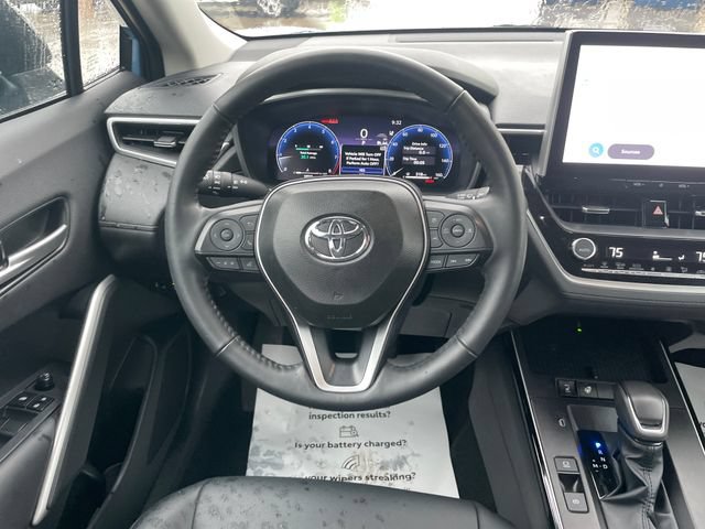 Used 2026 Toyota Corolla Cross XLE AWD/4WD image 23