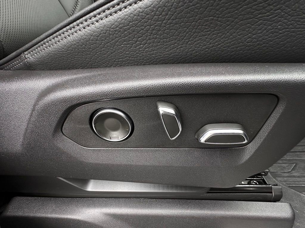 Certified 2025 GMC Sierra 1500 Denali w/ Denali Reserve Package image 13