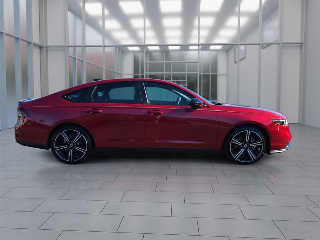 Used 2026 Honda Accord Sport image 2