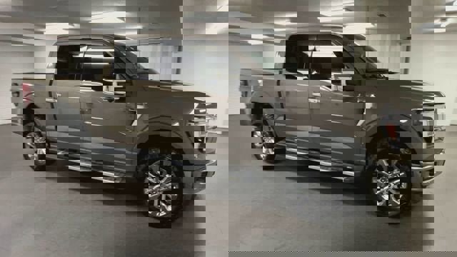 Used 2025 Ford F150 Lariat w/ Equipment Group 501A Mid AWD/4WD image 2