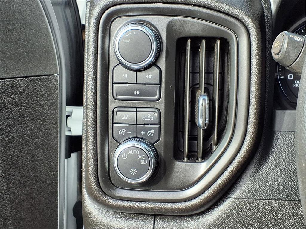 Used 2024 GMC Sierra 2500 Pro image 14