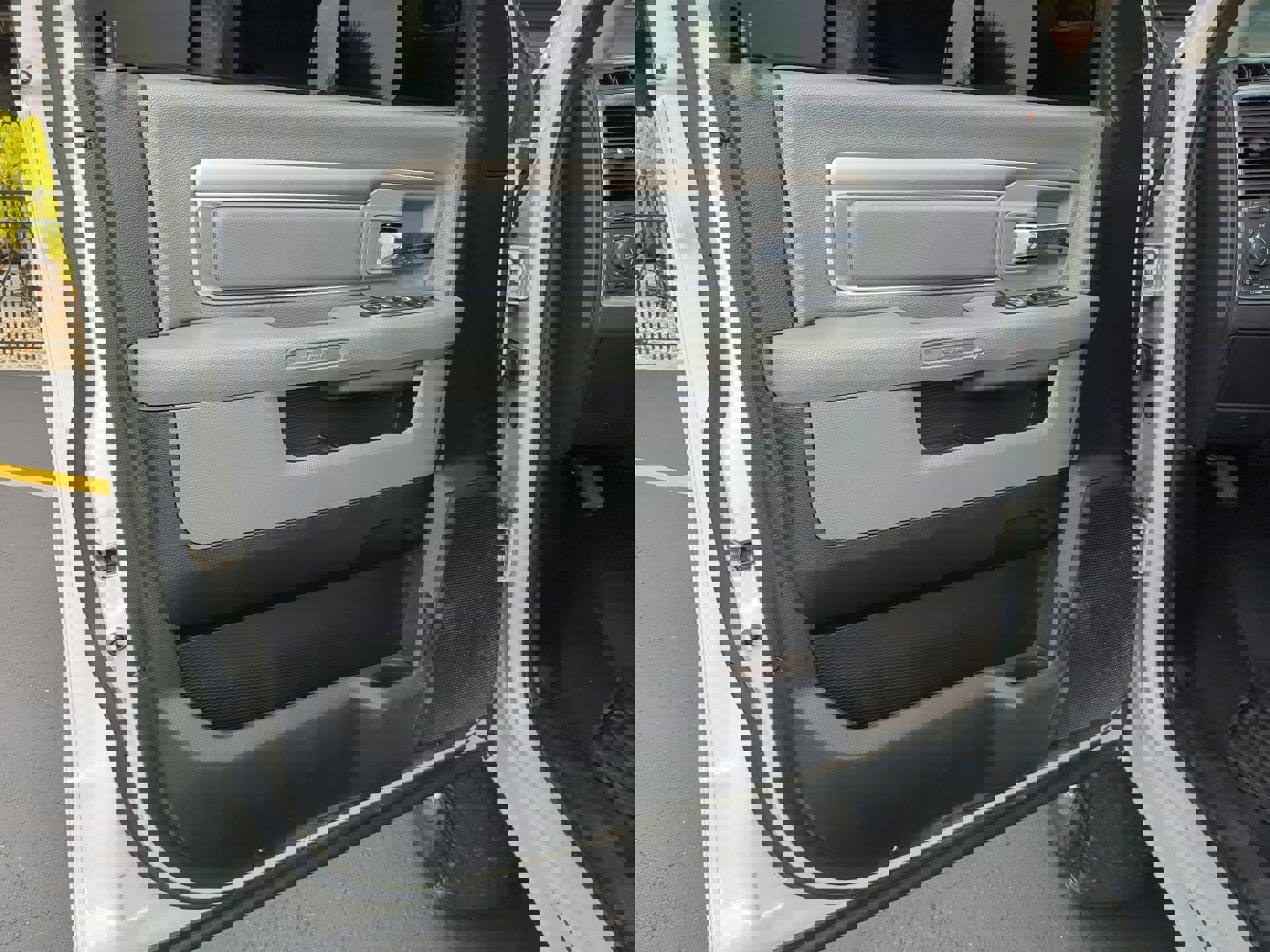 Used 2018 RAM 2500 Big Horn image 19