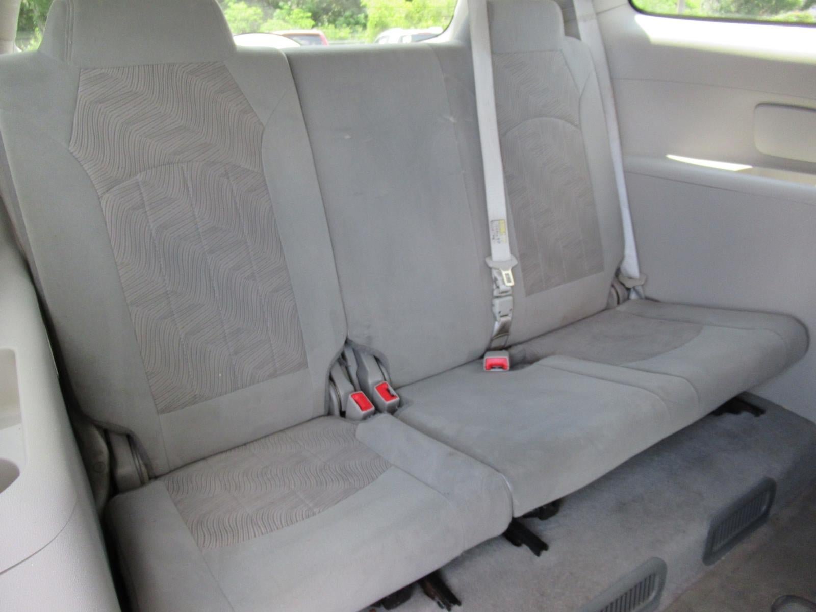 Used 2016 Buick Enclave Convenience FWD image 32