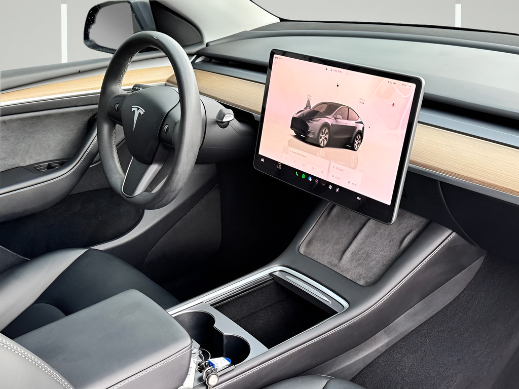 Used 2023 Tesla Model Y Long Range AWD/4WD image 6