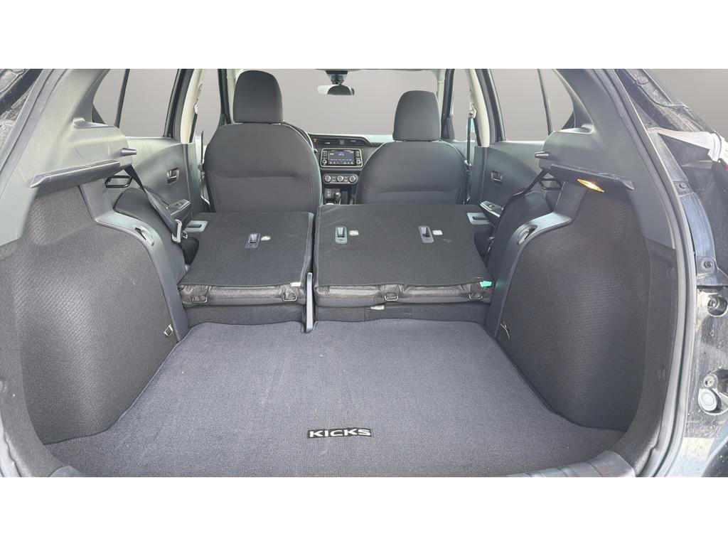 Certified 2025 Nissan Kicks Play S image 17
