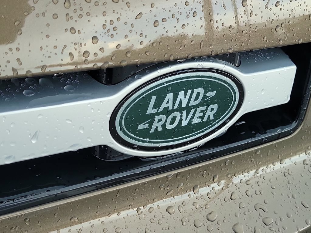 Certified 2025 Land Rover Defender 110 S AWD/4WD image 10
