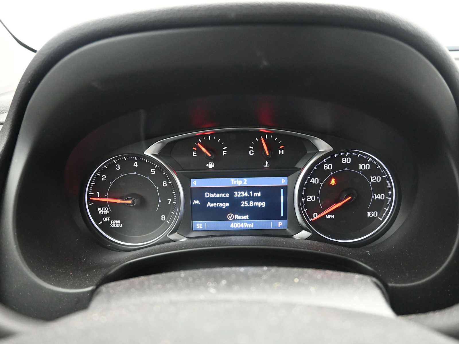 Used 2023 GMC Terrain SLT image 13