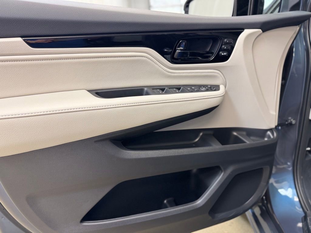 New 2026 Honda Odyssey Elite image 8