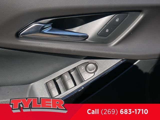 New 2026 Chevrolet Equinox LT w/ Safety and Technology Package image 18